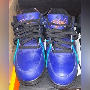 Men’s Nike Air Flight '89 Hornets Vivid Purple Size 8.5 - CJ5390-500